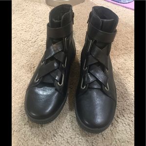 Born~leather lace up sneaker~Black-8 (Sofia)